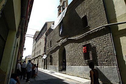 La iglesia desacralizada de Jesús y María de Pamplona, propiedad municipal, tras ser ocupada<i>.</i>