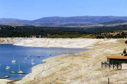 Imagen del embalse de El Atazar la semana pasada.