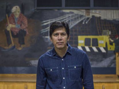 Kevin de León, en la entrevista con EL PAÍS en el sindicato de estibadores de Los Ángeles.