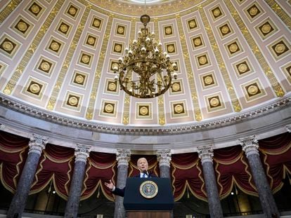 El presidente de EE UU, Joe Biden, pronuncia un discurso en el primer aniversario del asalto al Capitolio, este jueves en el Capitolio en Washington.