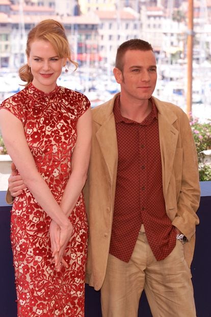 Nicole Kidman y Ewan McGregor promocionando Moulin Rouge.