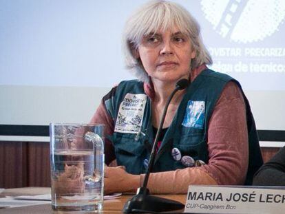 Dolors Sabater, futura alcaldesa de Badalona, en un acto junto a Maria José Lecha, edil de la CUP en Barcelona.