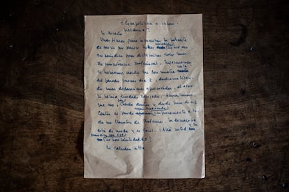 Manuscrito original escrito por Miguel Delibes. Libros, además de premios, fotos y documentos, van a ser trasladados a un nuevo museo que la ciudad de Valladolid va a dedicar por entero a su ilustre escritor.