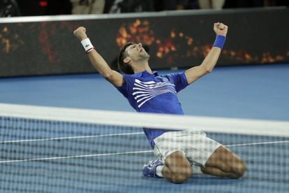 Novak Djokovic celebra su triunfo en el Open de Australia.