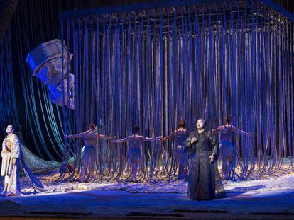 Un momento de la representaci&oacute;n de &#039;Aida&#039; en el teatro San Carlo de N&aacute;poles, bajo la direcci&oacute;n de Franco Dragone.