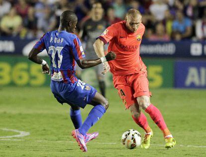 Mathieu en el partido frente al Levante. 