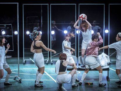 Un momento del ensayo de 'Playoff', en el centro cultural Conde Duque, de Madrid.