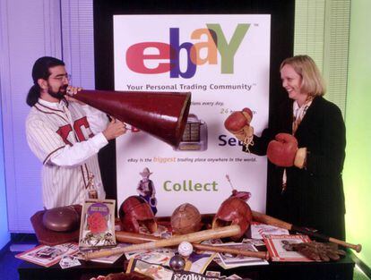 El fundador de eBay, Pierre Omidyar, y su primera CEO, Meg Whitman. Su planteamiento de vender bienes mediante subasta convirtió la plataforma en la primera gran web de intercambio comercial entre individuos.