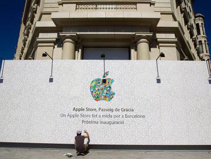 Tienda de Apple en el paseo de Gr&agrave;cia de Barcelona en 2012 