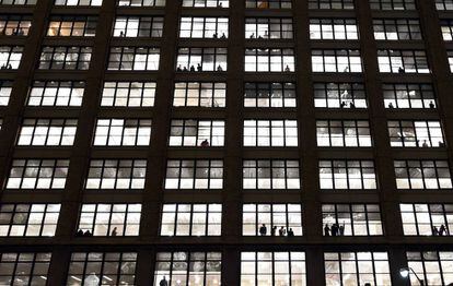 Vista de una fachada de viviendas en un edificio ubicado en Nueva York (Estados Unidos).