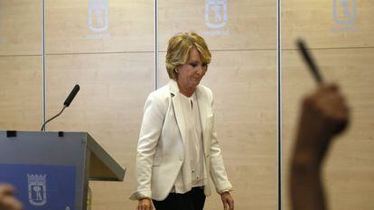 Esperanza Aguirre, el d&iacute;a que anunci&oacute; su dimisi&oacute;n como concejal del Ayuntamiento de Madrid.