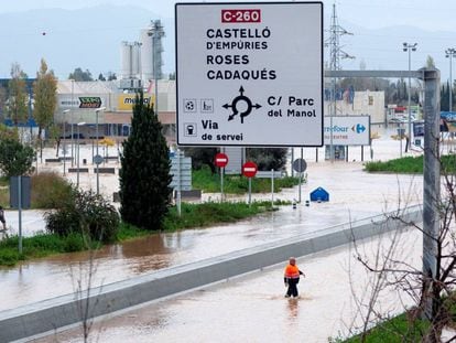 Aspecto de la carretera C-260 a la altura de Figueres.