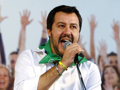 El l&iacute;der de la Liga Norte, Matteo Salvini, durante un m&iacute;tin.