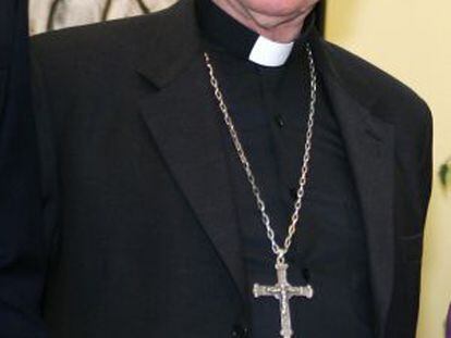 El arzobispo, Fernando Sebastián, en una reunión en el Palacio de la Moncloa, en 2005.