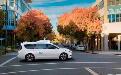Waymo es el vehículo con el que Google prueba su tecnología de conducción autónoma.