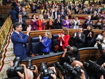 Pedro Sánchez, celebraba el jueves con los ministros y la bancada del PSOE su investidura como presidente del Gobierno.