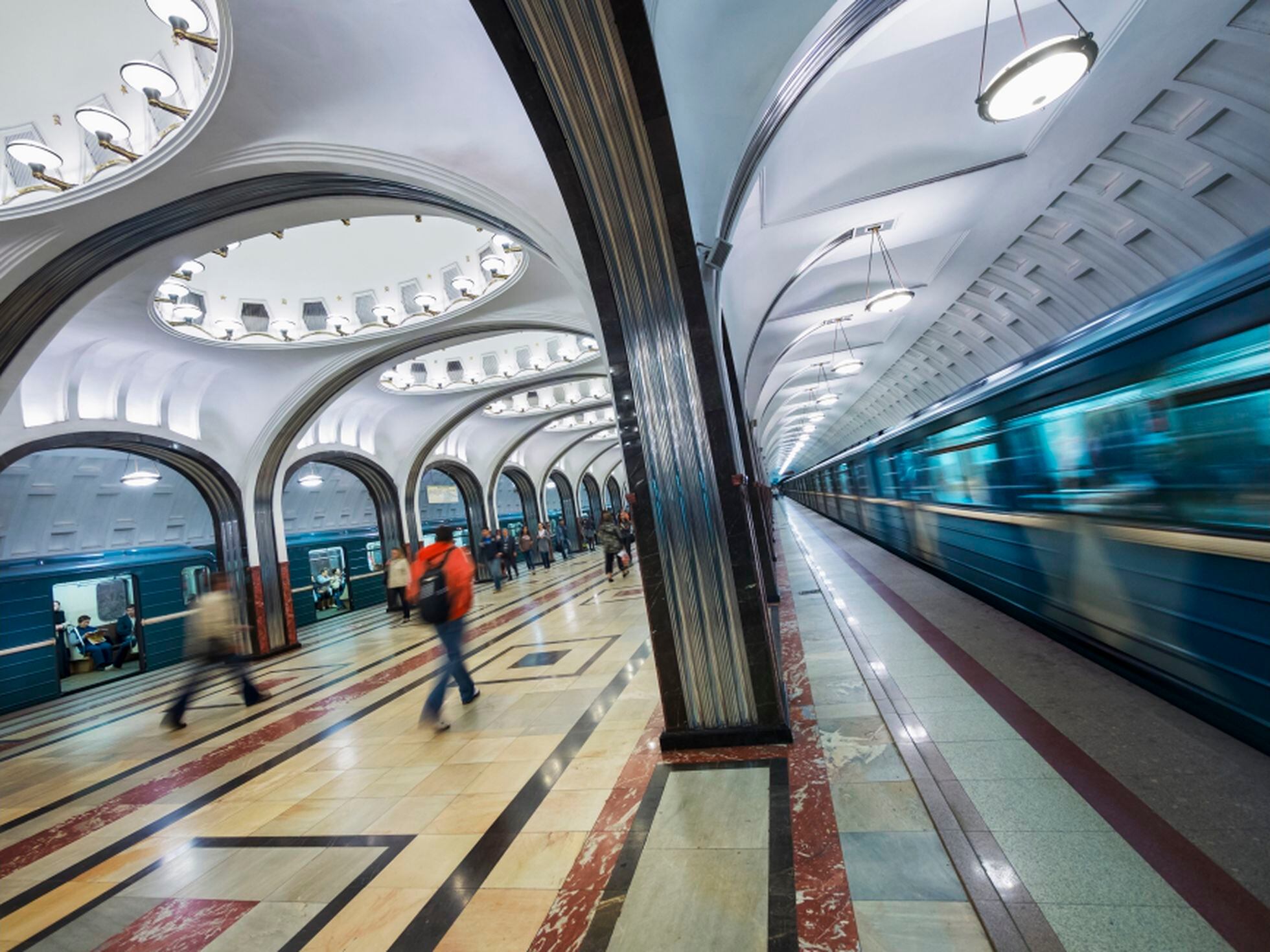 Las estaciones de metro más sorprendentes | El viajero astuto | EL PAÍS