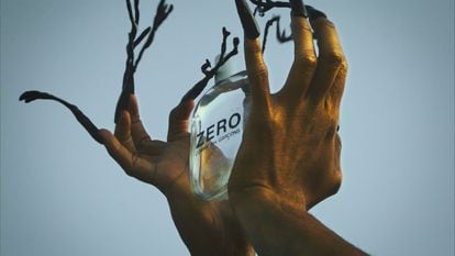 ‘Zero’ es más: la fragancia que apuesta por la radical simplificidad de la perfumería