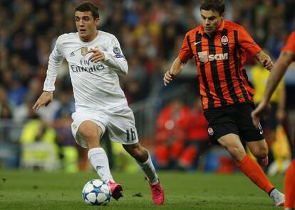 Mateo Kovacic contra el balón en el partido contra el Shakhtar.