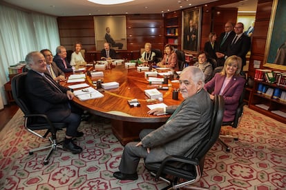 Primer pleno del Tribunal Constitucional tras la última renovación, con Cándido Conde-Pumpido como nuevo presidente, celebrado el pasado día 24.