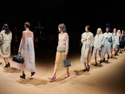 Colección primavera verano 2023 de Prada, en el desfile de la firma este 22 de septiembre en la semana de la moda de Milán.