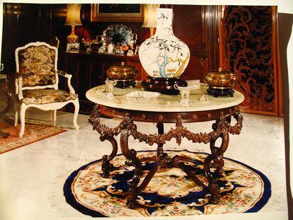 "Los muebles variaban en dimensiones con respecto a las piezas vendidas en Europa, para Estados Unidos las medidas se amplían y se ensanchan”, dice Montijano.