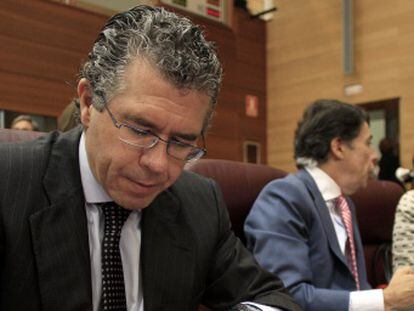Francisco Granados, Ignacio Gonz&aacute;lez y Esperanza Aguirre, en la Asamblea de Madrid en 2011.