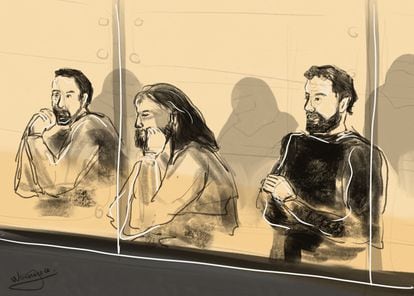 Los acusados Mohamed Abrini, Osama Krayem y Salah Abdeslam atienden la composición del jurado que los juzgará por los atentados de Bruselas en 2016.
