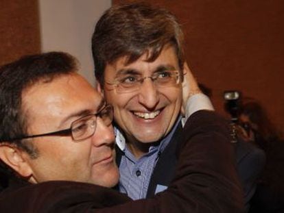 Miguel &Aacute;ngel Heredia y Josele Aguilar (derecha), en enero en el congreso del PSOE de M&aacute;laga.