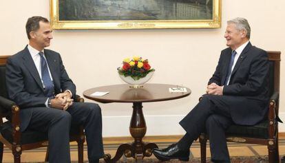 Felipe VI y el presidente alemán, Joachim Gauck, este miércoles en Berlín.
