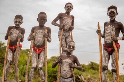 Enfants de l'ethnie Banna dans la vallée de l'Omo, Ethiopie