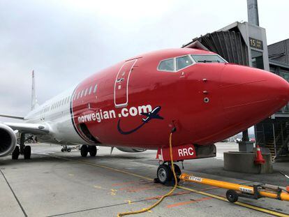 Un avión de Norwegian en el aeropuerto de Oslo.