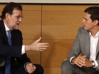 Mariano Rajoy y Albert Rivera, durante su reuni&oacute;n. 