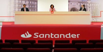 Imagen de la junta de accionistas de Banco Santander.