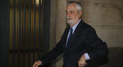 El expresidente José Antonio Griñán, la pasada primavera en los juzgados.
