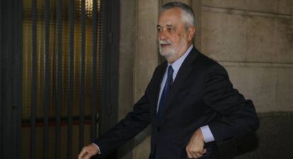 El expresidente Jos&eacute; Antonio Gri&ntilde;&aacute;n, la pasada primavera en los juzgados.