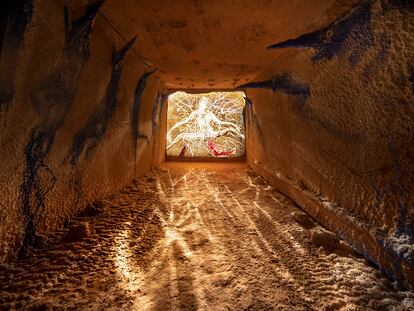 'Ressac', la exposición de Miquel Barceló en una gruta submarina de la Fundación Carmignac, en la isla francesa de Porquerolles.
