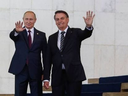 Los presidentes de Rusia y Brasil, durante la reunión de economías emergentes BRICS, en 2019 en Brasilia.