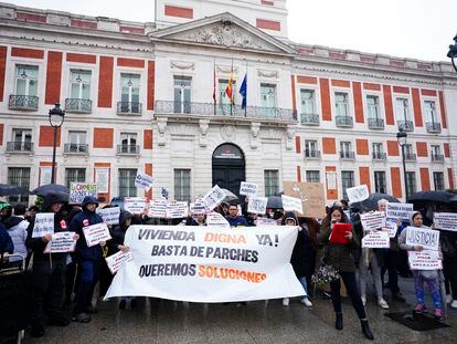 Concentración convocada por diversas asociaciones para reivindicar el derecho a un alquiler digno en la Comunidad de Madrid, el pasado 4 de noviembre en la capital.