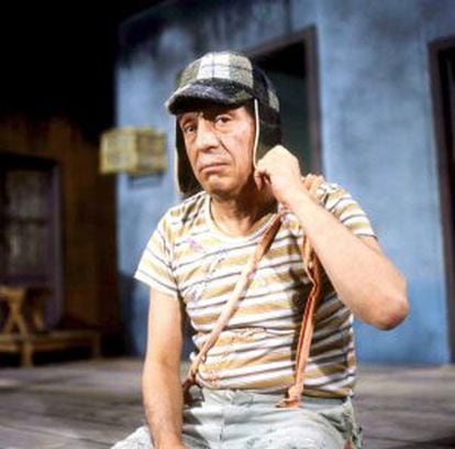 El Chavo, personificado por Roberto Gómez Bolaños, que falleció hoy