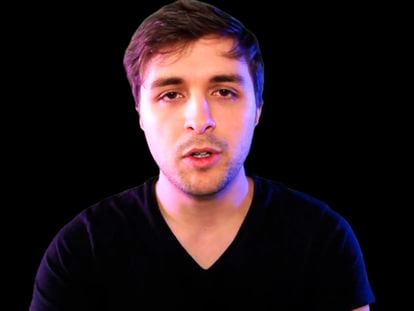 El 'youtuber', Daniel Salomé, conocido como Dalas Review, en en una captura del vídeo donde se defiende de la condena.