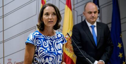 La ministra de Industria, Comercio y Turismo, Reyes Maroto, durante la rueda de prensa ofrecida en Ibiza.