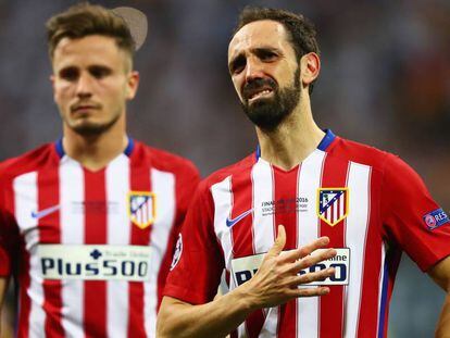 Juanfran lloran junto a Sa&uacute;l.