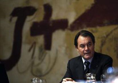 El presidente de la Generalitat, Artur Mas, durante una reuni&oacute;n semanal del gobierno catal&aacute;n.