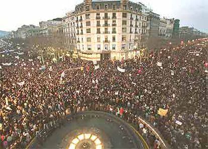 Aspecto de la manifestación de Barcelona, en la confluencia de la Gran Via de les Corts Catalanes con el paseo de Gràcia.