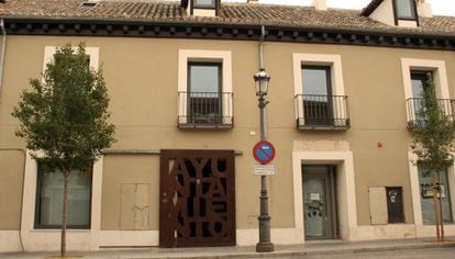 Fachada del edificio municipal del Ayuntamiento de Aranjuez.