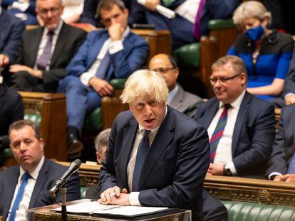 Boris Johnson durante la sesión extraordinaria en la Cámara de los Comunes para valorar la situación en Afganistán.