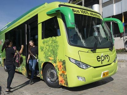 En Medellín, Colombia, ya están funcionando los autobuses eléctricos.