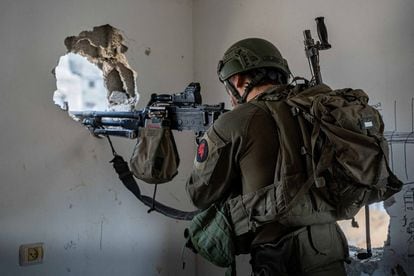 An Israeli soldier in Gaza, on Tuesday.