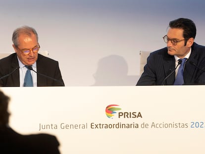 Pablo Jiménez de Parga (izquierda) y Joseph Oughourlian, durante la Junta General Extraordinaria de Accionistas 2022 este miércoles.